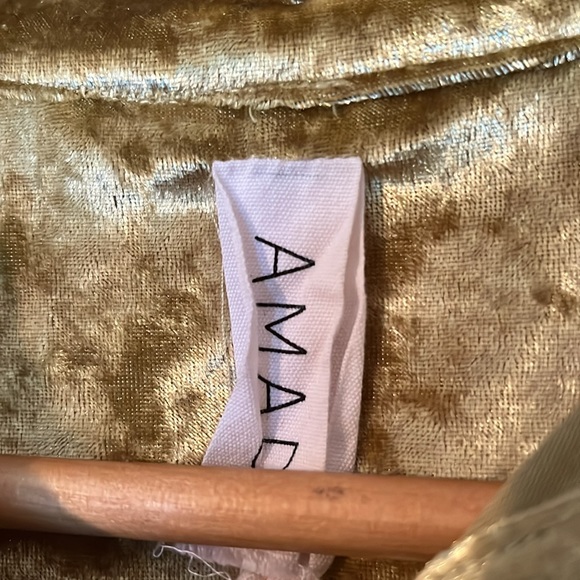 Anthropologie Amadi Gold button up ✨ - Picture 4 of 5